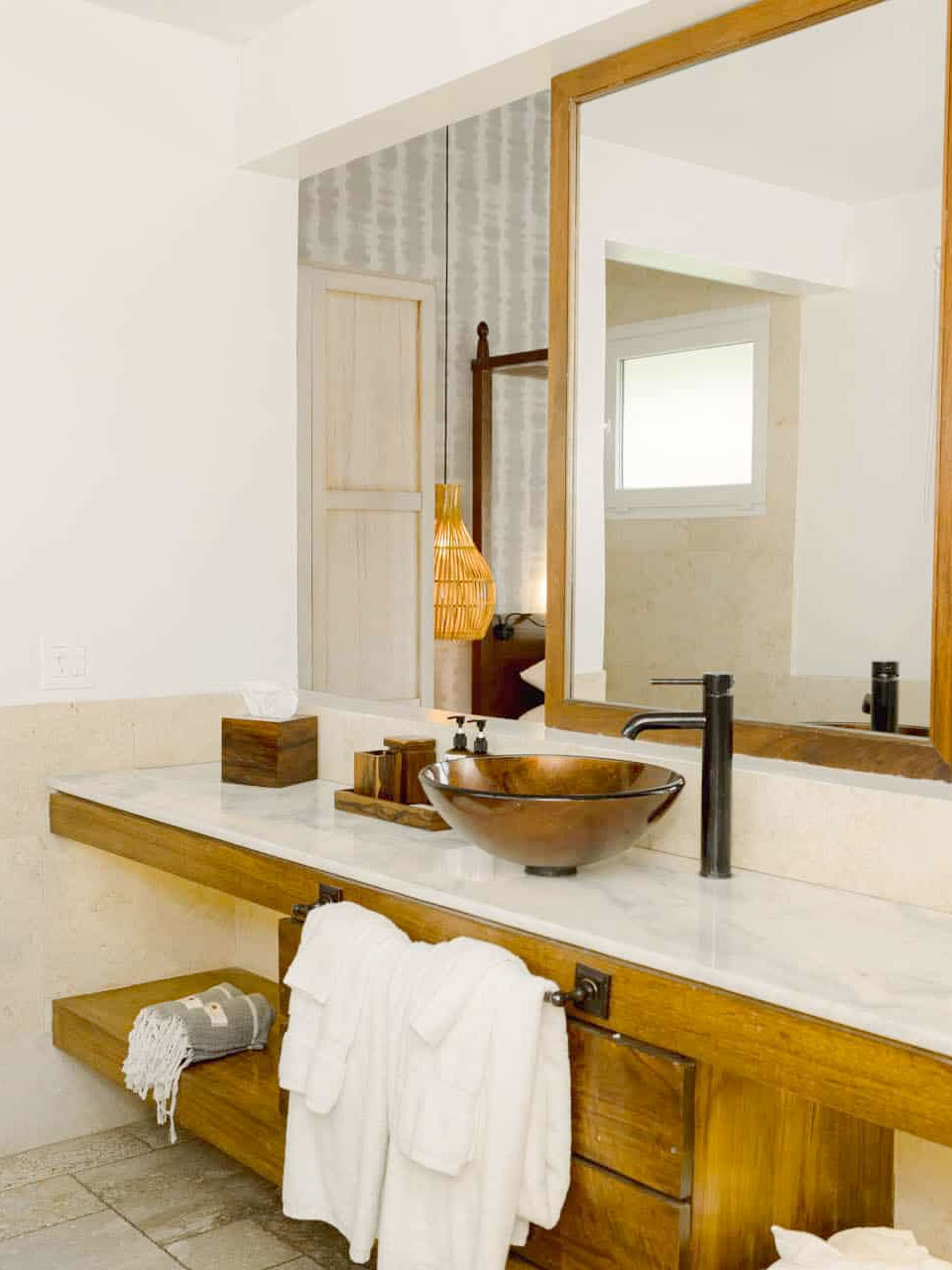 JRL-SEAFRONT-SUITE-04